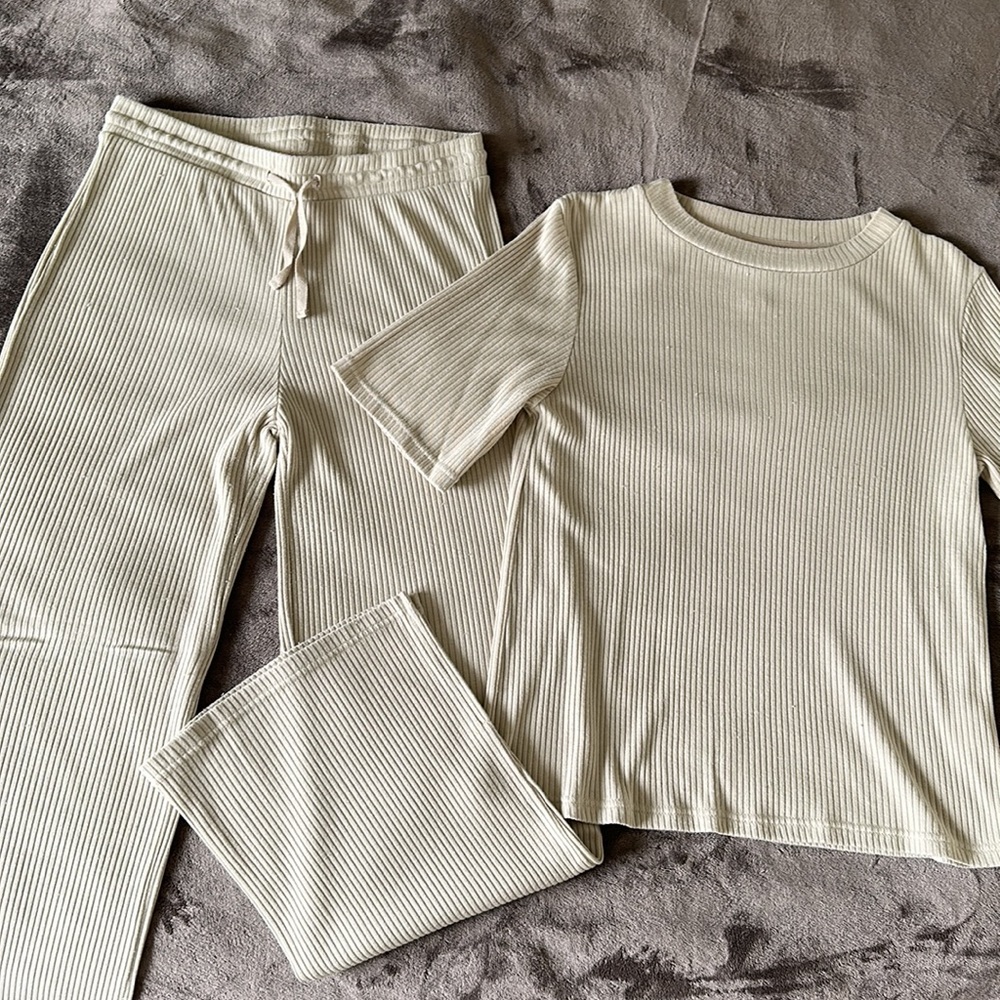 A Beige Lounge Set